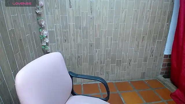 solyeria online show from 12-04-25, 01:48