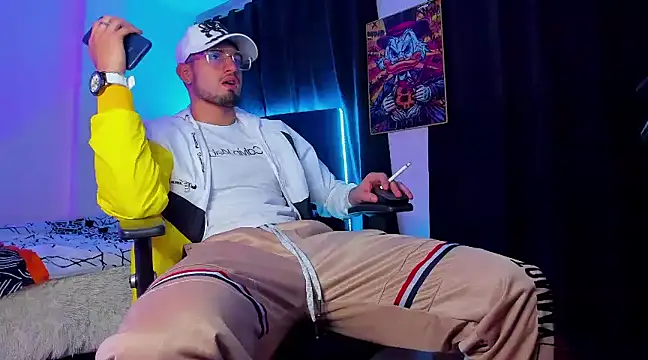 Giomar Reyes online show from 01-12-25, 04:00