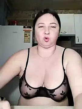 Holly-69 online show from 01-24-25, 09:05