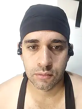 Snapshot of CRISTHIAN_GREY01 chatting on 03-19-25, 02:46 CRISTHIAN GREY01 online show from 03-19-25, 02:46