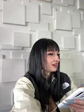 Annie LS online show from 01-08-25, 05:37