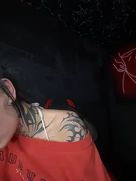 Annie LS online show from 03-22-25, 08:37