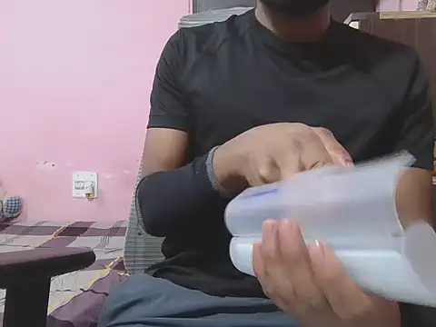 KissesBoyAD online show from 10-26-25, 06:36