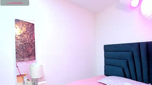 LisaWhite  online show from 12-02-24, 03:26