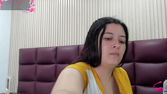 JulietaKane online show from 12-04-25, 05:06