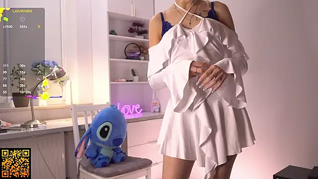 norakisses online show from 11-11-25, 10:48