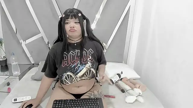 kittyhtx online show from 03-18-25, 04:47