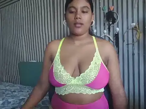 Lilmisskay18 online show from 02-25-26, 08:13