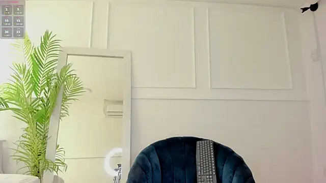 Snapshot of Abril_Storm chatting on 03-12-25, 08:41 Abril Storm online show from 03-12-25, 08:41