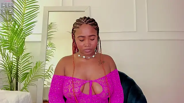 Snapshot of Abril_Storm chatting on 03-13-25, 09:05 Abril Storm online show from 03-13-25, 09:05