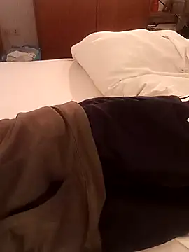 crems77 online show from 01-09-26, 04:04