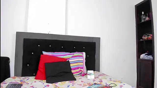 skaysanchez1 online show from 01-17-25, 07:05