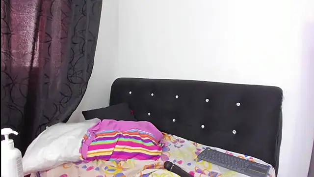 skaysanchez1 online show from 01-20-25, 06:32