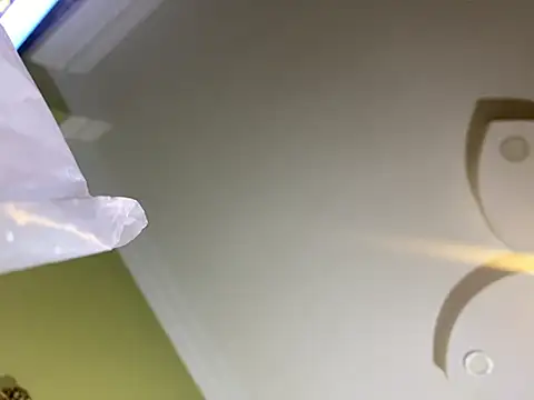 Snapshot of emylolo9 chatting on 12-18-24, 04:09 emylolo9 online show from 12-18-24, 04:09