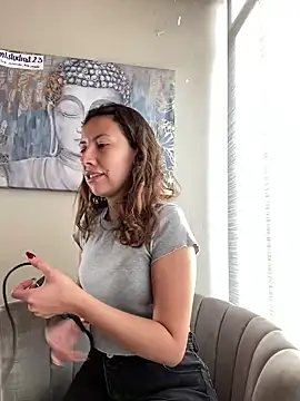 im lorein online show from 01-13-25, 12:24