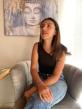 im lorein online show from 02-01-25, 03:18