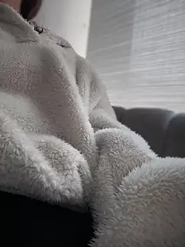 im lorein online show from 02-05-25, 09:18