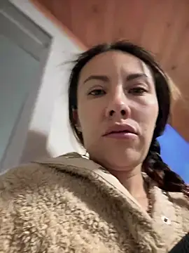 im lorein online show from 02-06-25, 12:05