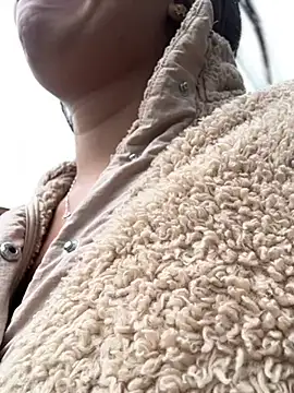 im lorein online show from 02-24-25, 02:15