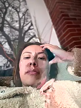 im lorein online show from 03-10-25, 07:40