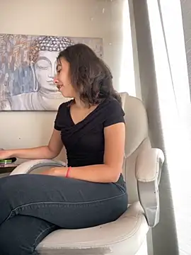 im lorein online show from 09-08-25, 02:16