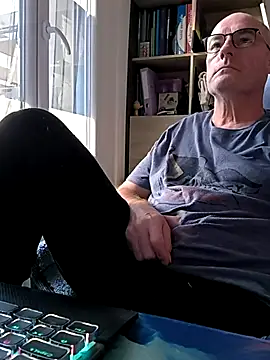 bogland33 online show from 02-06-25, 04:03