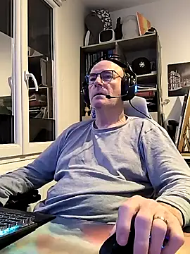 bogland33 online show from 02-13-25, 12:24