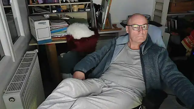 bogland33 online show from 02-24-25, 10:25