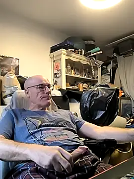 bogland33 online show from 11-23-25, 09:53