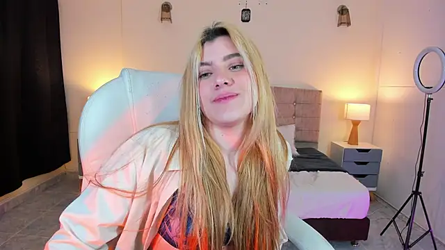 Snapshot of ARITOO_ chatting on 12-10-24, 06:33 ARITOO online show from 12-10-24, 06:33