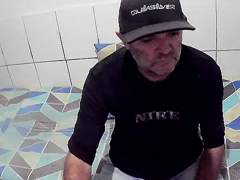 pierdona online show from 11-18-25, 06:23