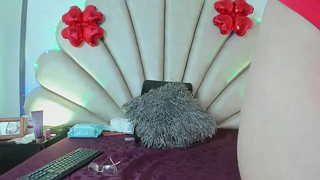 Anna  Spencer online show from 02-15-25, 08:44