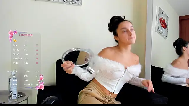 its  angelica  online show from 10-28-25, 07:05