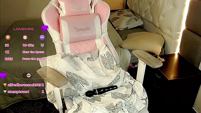 MimiRodriguez online show from 01-16-25, 04:49