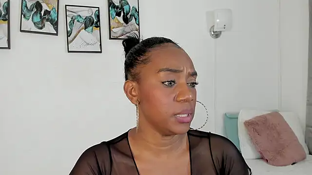 aisha w10 online show from 01-14-25, 10:12