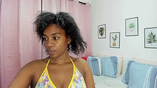aisha w10 online show from 02-21-25, 01:22