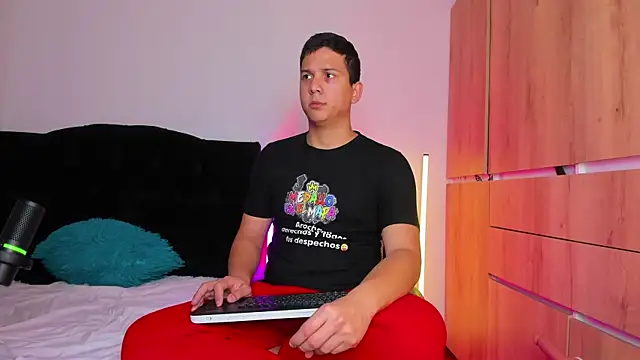 ANDREZALVAREZ online show from 11-07-25, 01:55