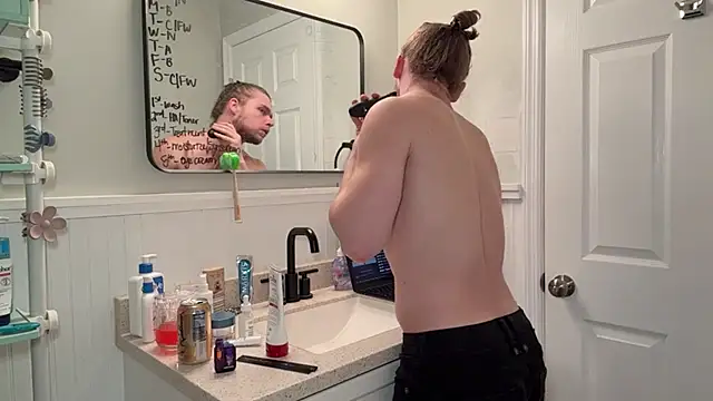 DaddydayDrinkzz online show from 12-31-24, 04:57