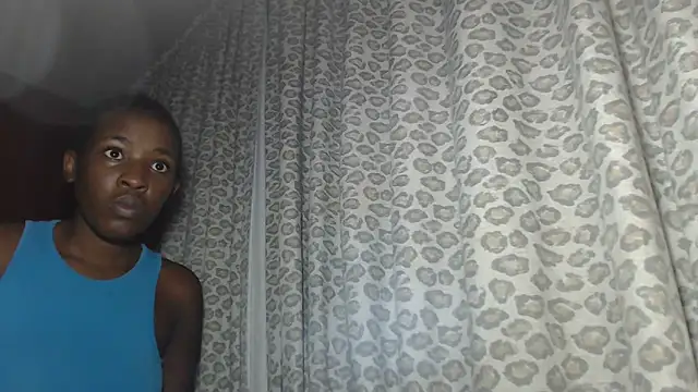 SexyRed18 online show from 03-18-25, 11:09