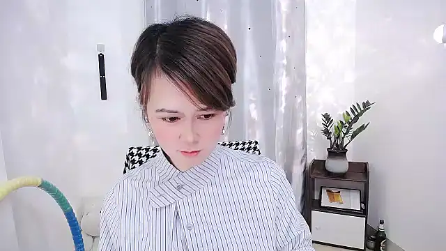 Fan ting online show from 02-13-25, 11:17