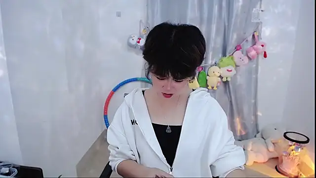 Fan ting online show from 11-04-25, 02:32