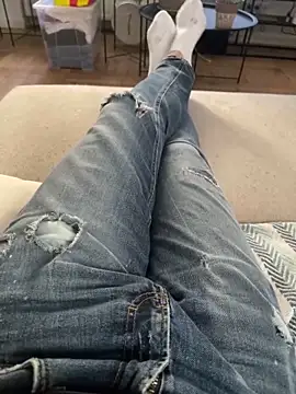 Snapshot of RSR_26689 chatting on 03-21-25, 03:35 RSR 26689 online show from 03-21-25, 03:35