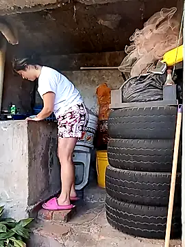 Snapshot of Elvishcassie_ chatting on 01-22-25, 07:03 Elvishcassie online show from 01-22-25, 07:03