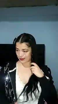 Snapshot of Elvishcassie_ chatting on 03-19-25, 07:49 Elvishcassie online show from 03-19-25, 07:49