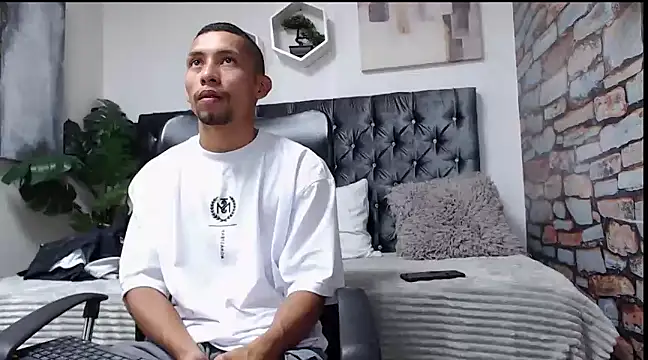 richar voller online show from 12-20-24, 12:05