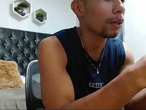 richar voller online show from 09-26-25, 03:49