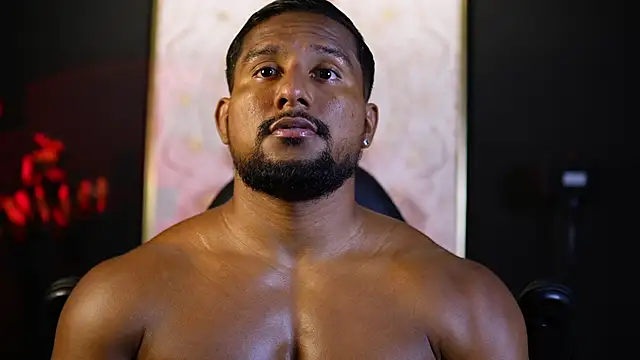 Snapshot of CallumMuscle chatting on 10-22-25, 07:35 CallumMuscle online show from 10-22-25, 07:35