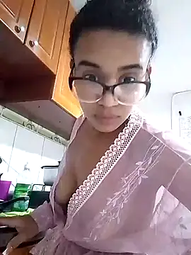 evafoxs online show from 12-15-24, 12:49