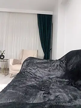 Gabbyyyyyy online show from 10-24-25, 09:44