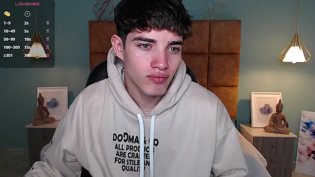 AlejooTwink online show from 01-03-25, 06:14